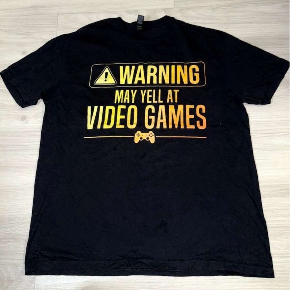 Mens Gildan Warning May Yell at Video Games Graphic T Shirt XL Black